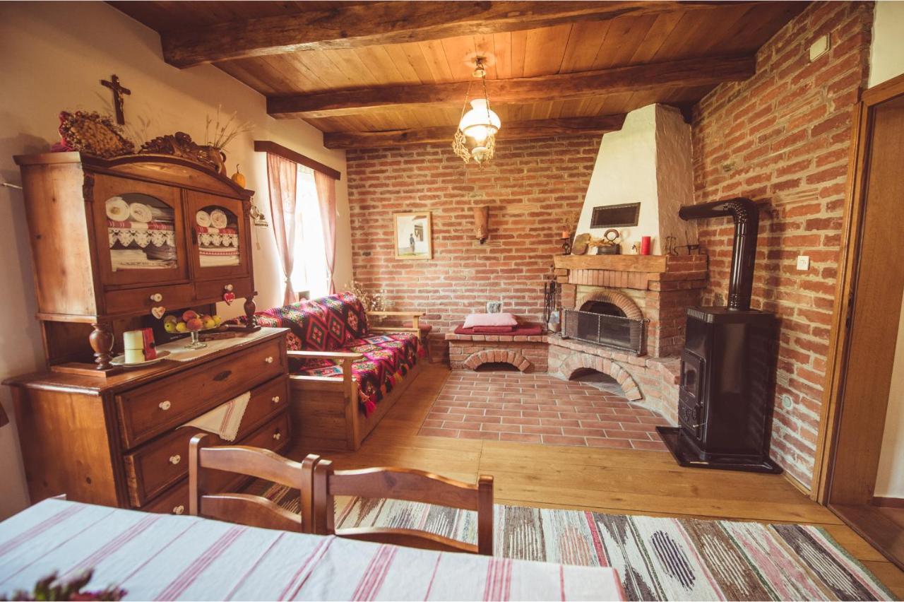 Country House Tunjina Kuca Stara Kapela Guest House Pavlovci ภายนอก รูปภาพ